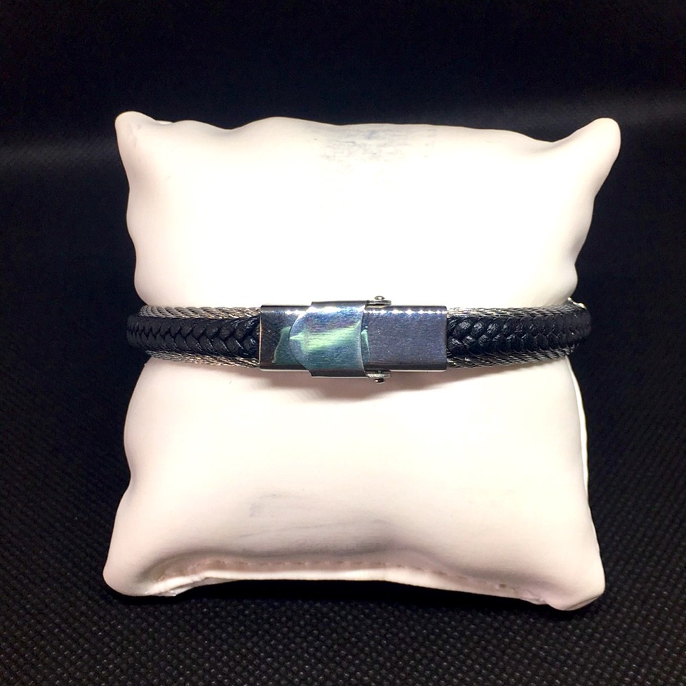 Fashion Leatger Stainless Steel Bracelet 23 inch